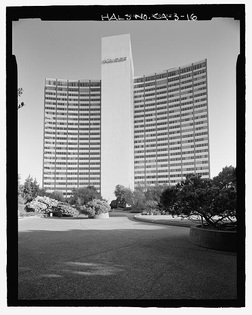 VIEW OF GARDEN PLAZA AND KAISER CENTER SEEN FROM NORTH...