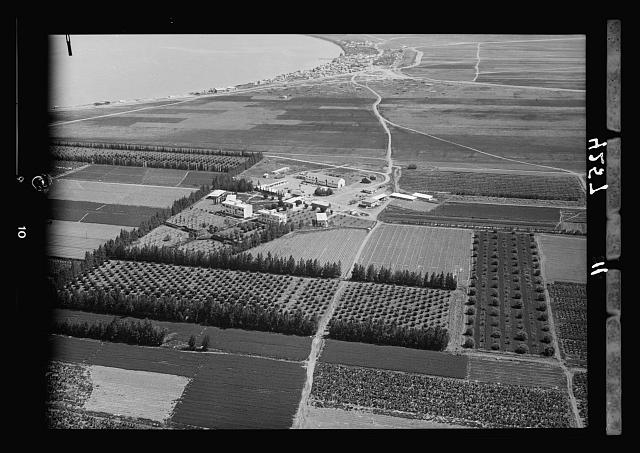 Air views of Palestine. Degania. Jewish agricultural...