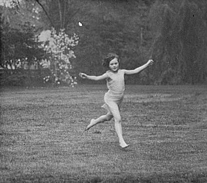 Elizabeth Duncan dancer