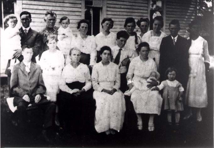Moore Family 1919