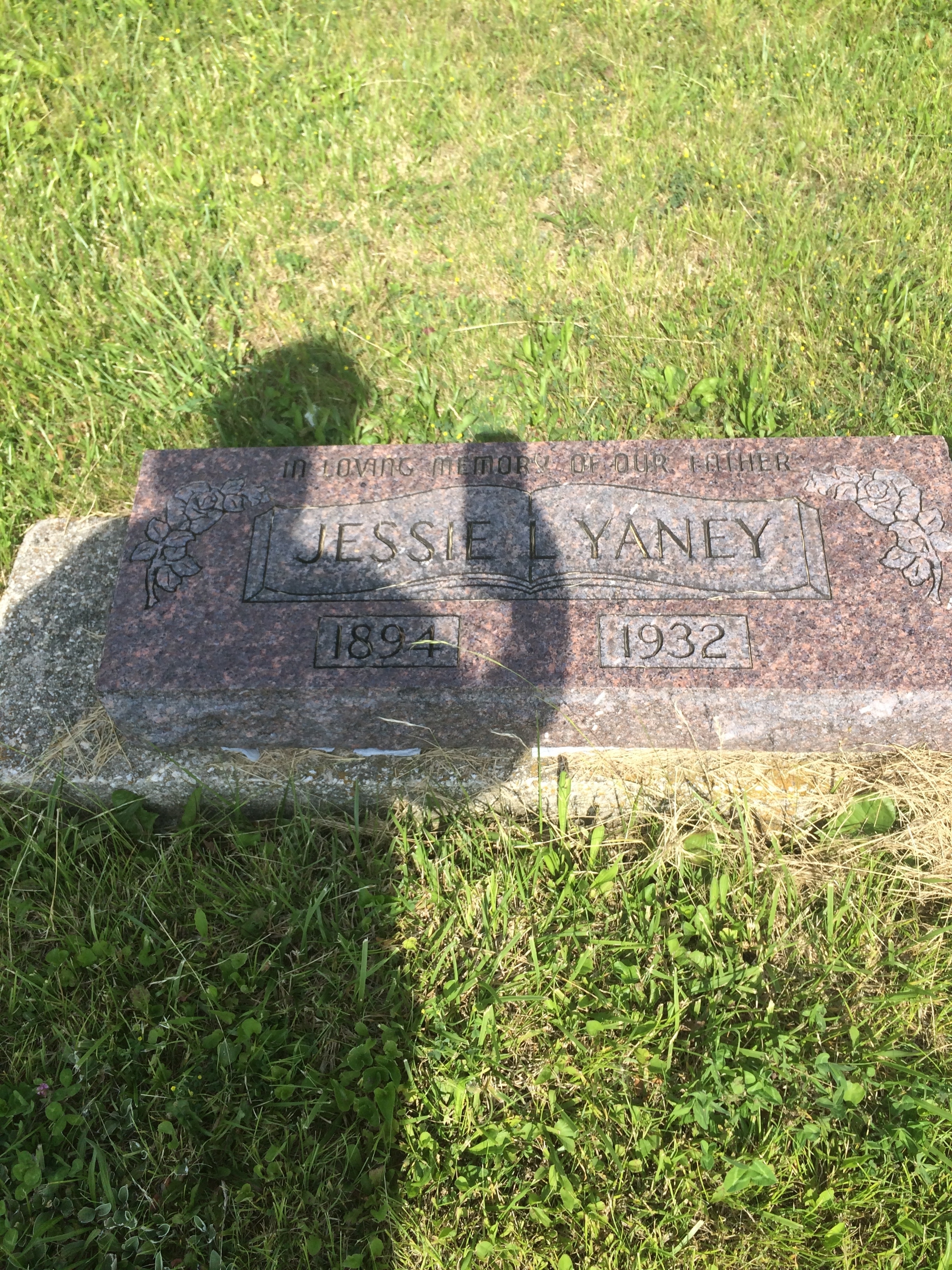 Jessie L. Yaney Gravesite