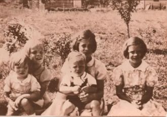 Crownover siblings