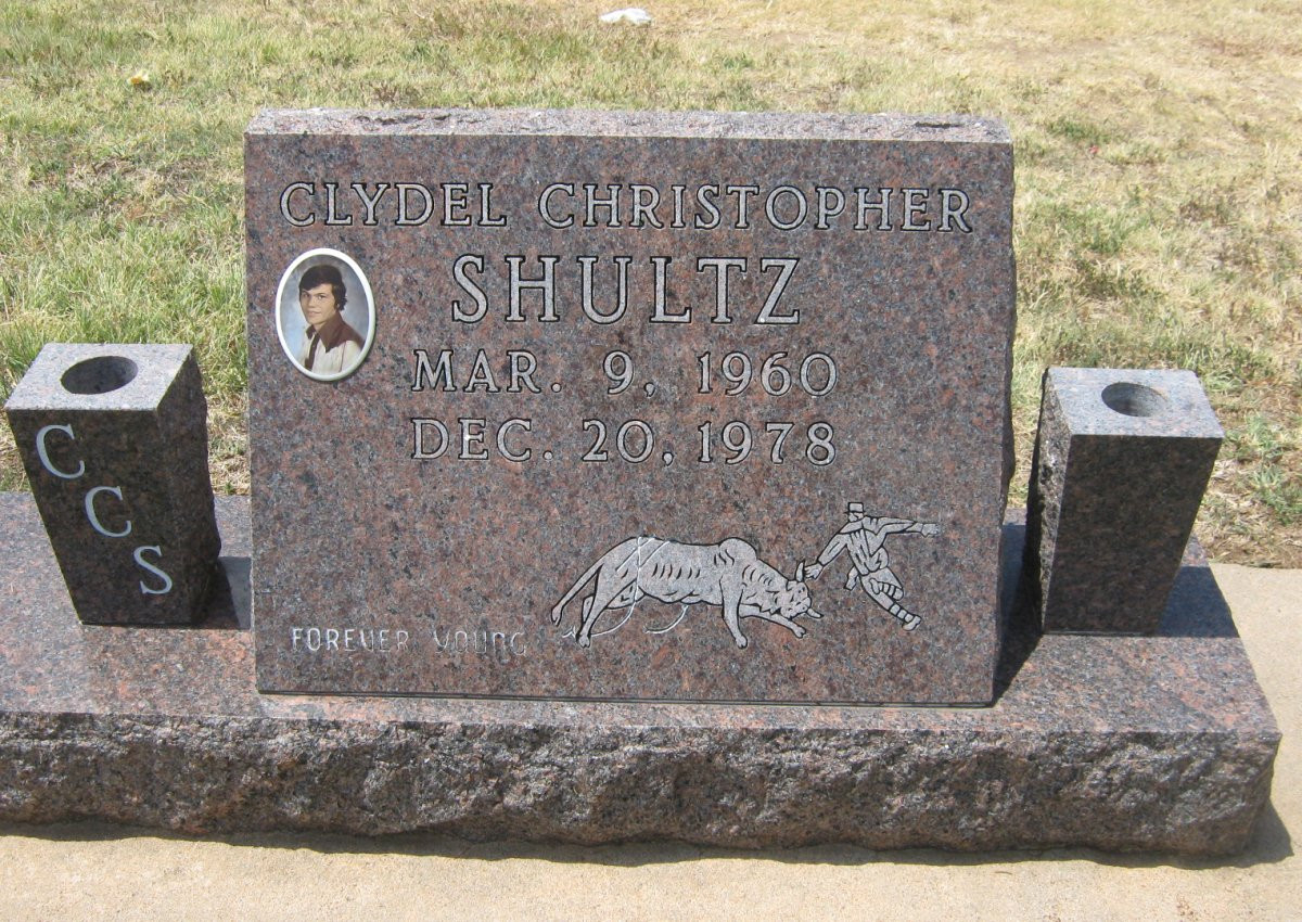 Clydel Christopher Shultz Gravesite