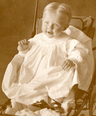 A photo of Evelyn Lenore JOHNSON