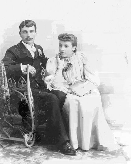 Charles & Anna (Helland) Taylor, Idaho 1893
