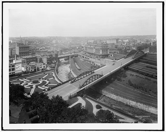 [Pennsylvania Station, Baltimore, showing Charles Street...