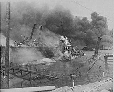 Pearl Harbor bombing, USS Shaw