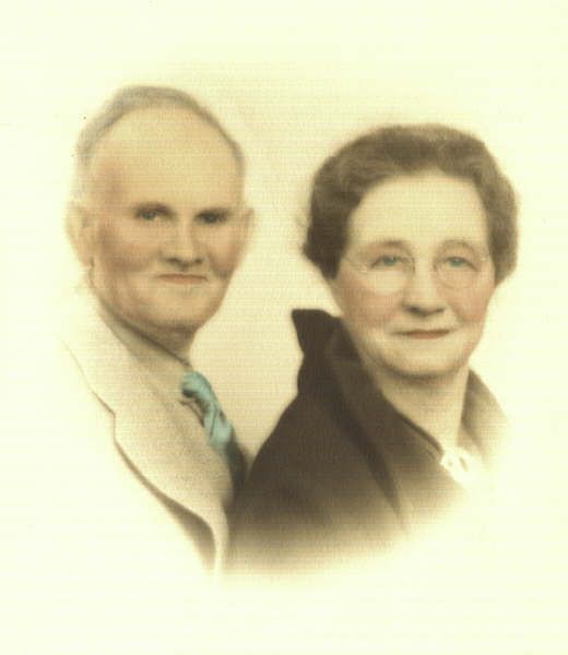 Marion T. & Louisa (Fairchild) Powell, TX
