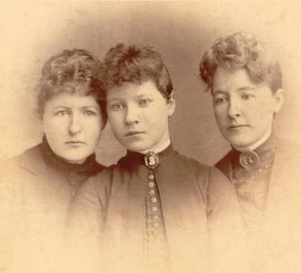 Sisters Margaret, Marthena, and Clara Kerr