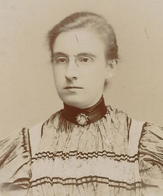 Marion Kolley, 1890
