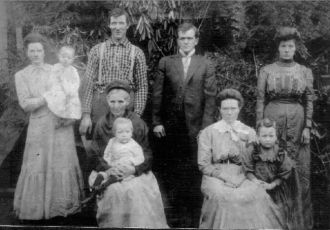 Nancy Cochran Cochran (center) est. 1910