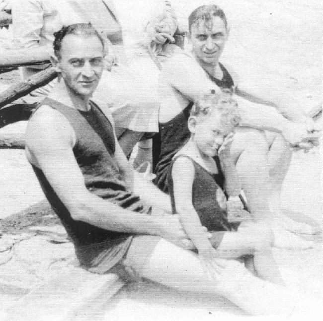 Brothers Fred and Charles Halkett at the beach