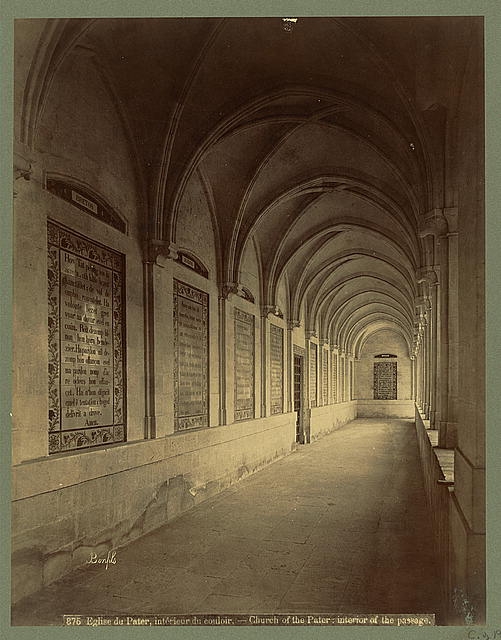 Eglise du Pater, intérieur du couloir Church of the...