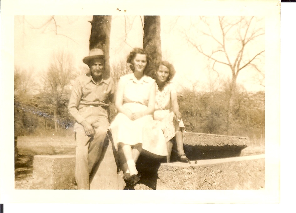 Pop Cates, Lavonne, and Lillian Audrie (Blevins) Cates
