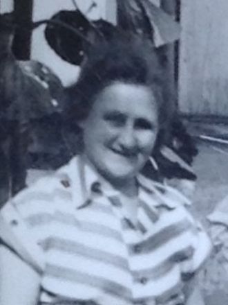 Lina Saueracker