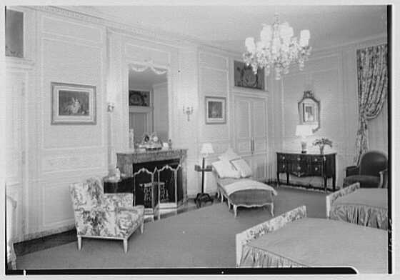 Dr. and Mrs. A. Hamilton Rice, residence at 901 5th Ave.,...