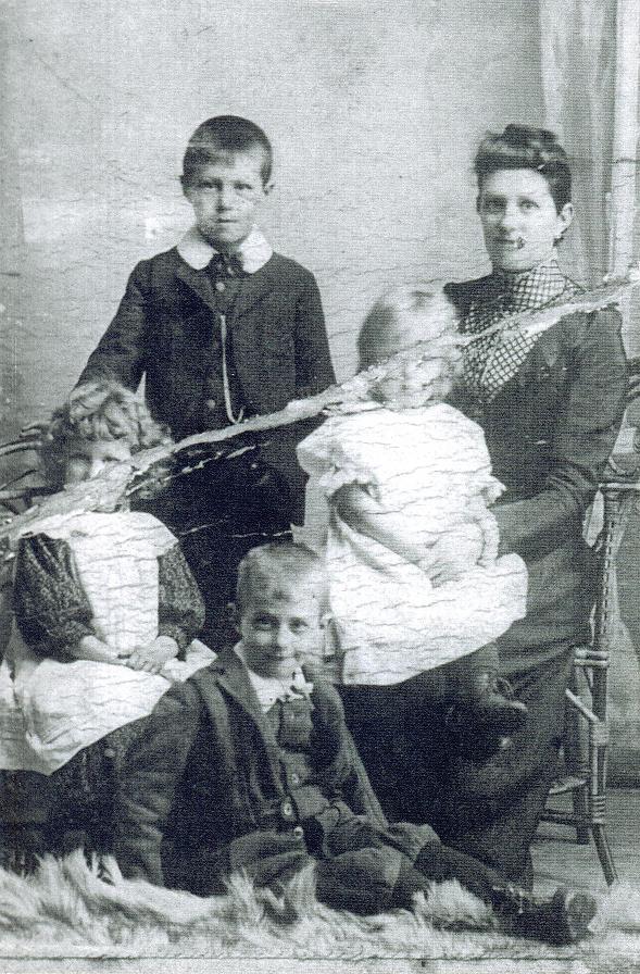 Mary Swaffield & children
