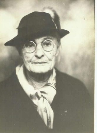 Mrs. Benton (Annie Eliza Bodwell) Carl Mrs. Benton (Annie Eliza Bodwell) Carl