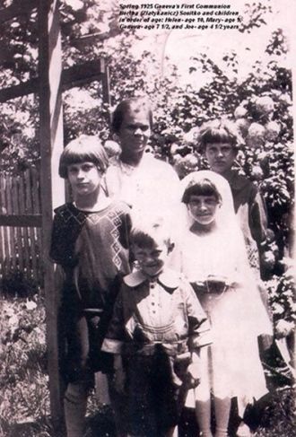 Bertha Sositko and Children 1925