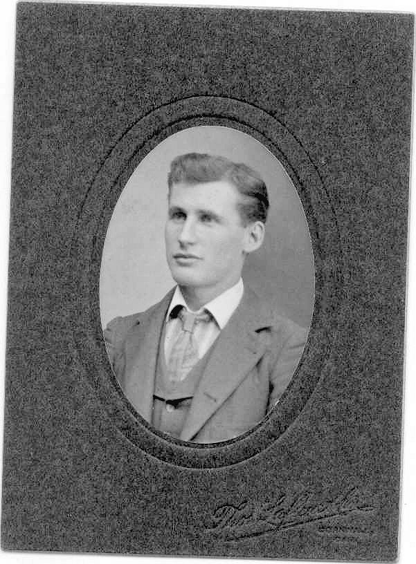 Thos. Lafleur, Cornwall: Unknown Man