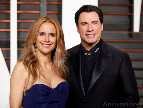 Kelly Preston Travolta