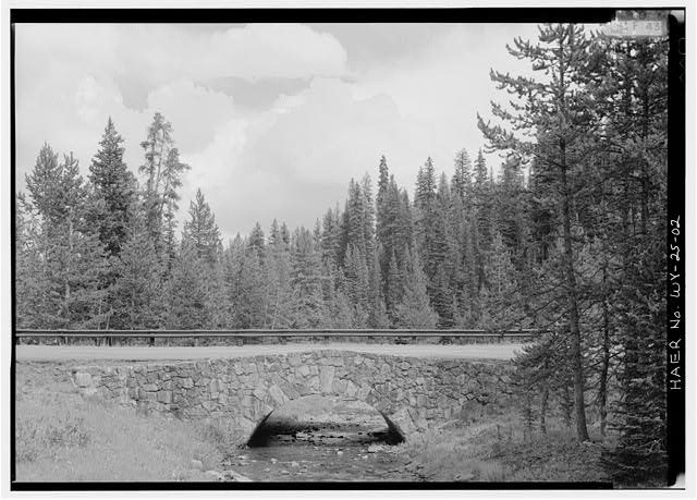 2. PERSPECTIVE VIEW - Cub Creek Bridge, Spanning Cub...