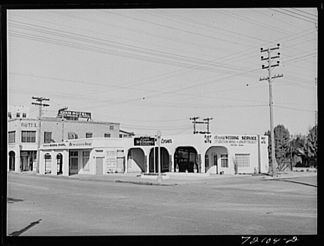 Wedding chapel. Yuma, Arizona. Many Californians elope to...
