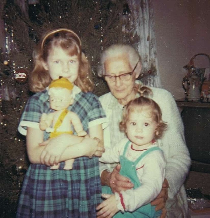  Margaret (Baker) Walker and family