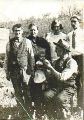 My great grandma Sadie and family