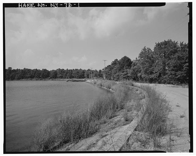 1. VIEW NORTHEASTERLY FROM SOUTHERN END OF DAM - Upper...