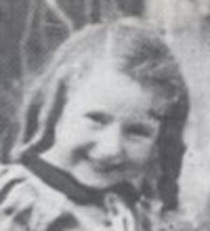 Helene Akar