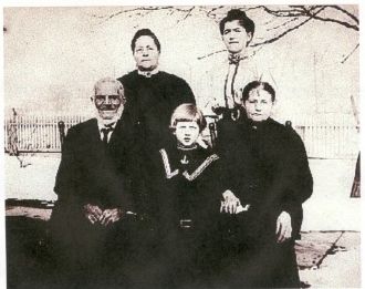 Marburger family 1908 - 5 generations