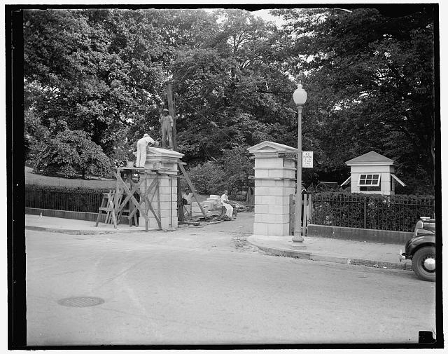 New gates erected at White House to prevent careless and...