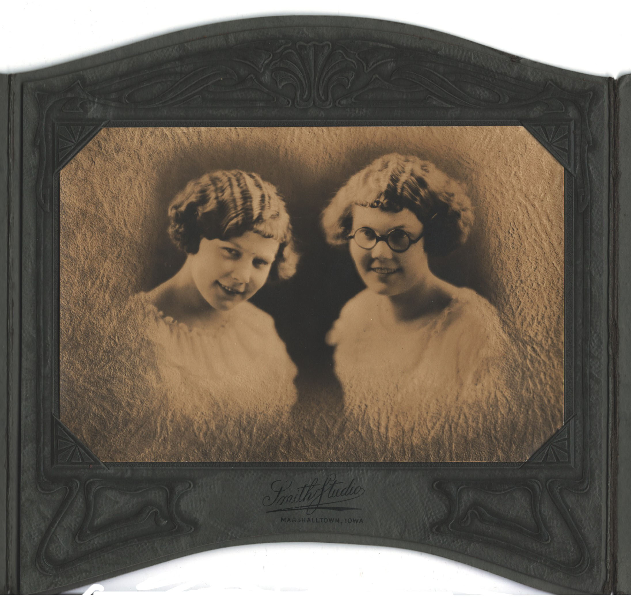 Alice and Gladys Twedt