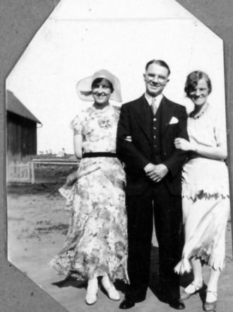 Grace K Seborg, Marion & Murray Kellock