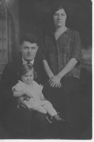 Jim, Sue and their daughter, Marion