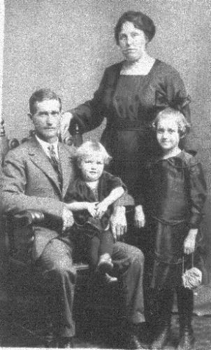 Clem R Wollet Family