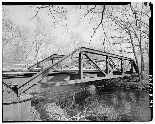 11. VIEW NORTHEAST, SHOWING SOUTH ELEVATION OF RAILWAY...