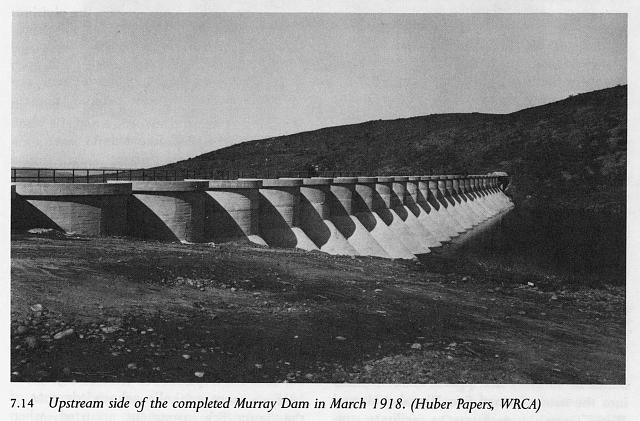 Upstream side of the completed Murray Dam in March 1918...