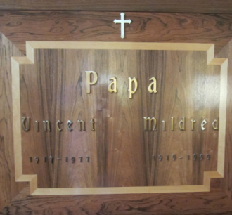 Vinnie Papa & his wife Mildred lay ain eternal rest.