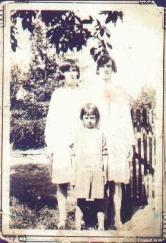 3 unknown girls