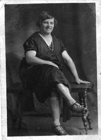 Essie D Edgell