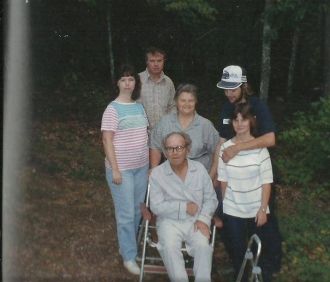 Virgil E. Phipps & family