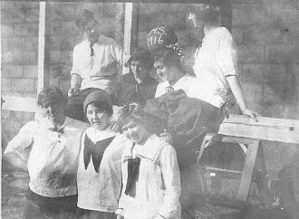 7 Girls Basketball Team 1916