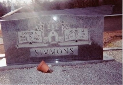 Gravesite of Jasper Newton & Addie Maxwell Simmons