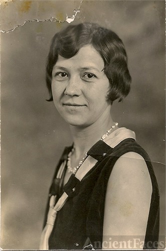 Mary Grahek McLaughlin