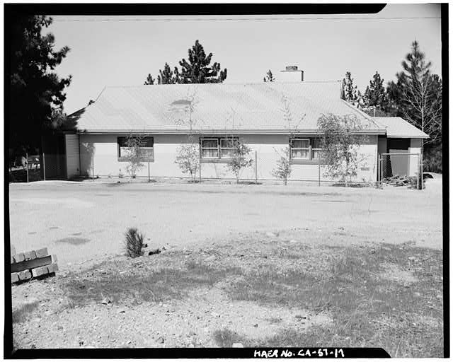 17. SIDE VIEW OF 'COMMANDER'S HOUSE,' LOOKING NORTH...