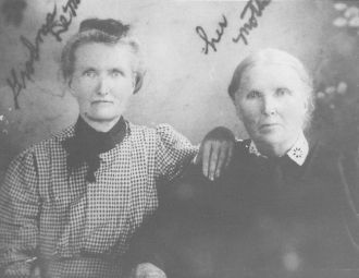 Margaret J. Davis DeMoss with her mother