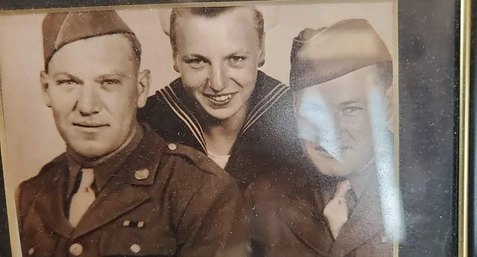 Christian oelberg military pictures 