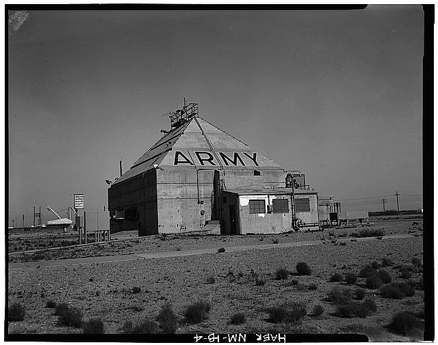 4. ARMY BLOCKHOUSE, LAUNCH COMPLEX 33: GENERAL VIEW,...